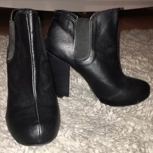 Women’s slip on ankle boots